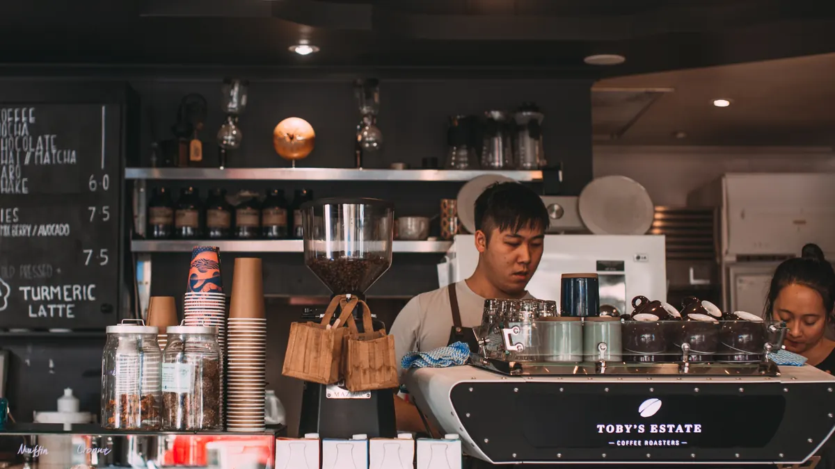 Chuẩn bị mở quán