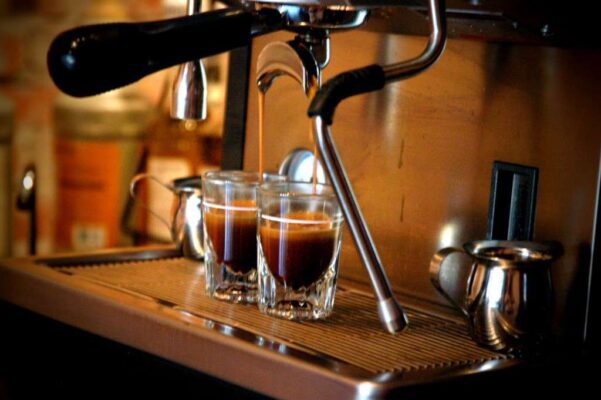 Hướng dẫn cách sử dụng máy pha cà phê cappuccino