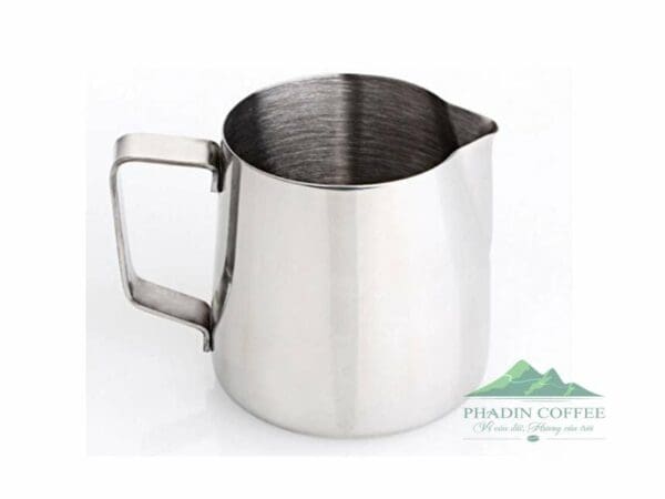 Ca đánh sữa inox Delicio | Có vạch chia | 600ml