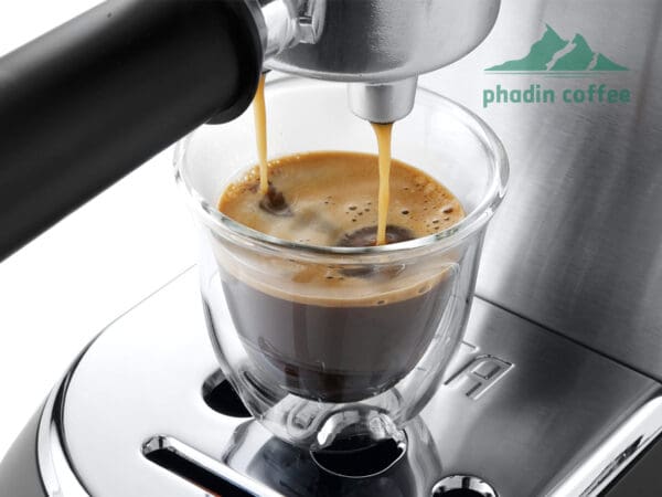 Máy pha cà phê DeLonghi EC685.R