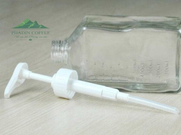 Bình bơm đường thủy tinh 1100ml có vòi pump 10cc