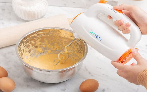 Máy đánh trứng cầm tay Unitech HU - 1411