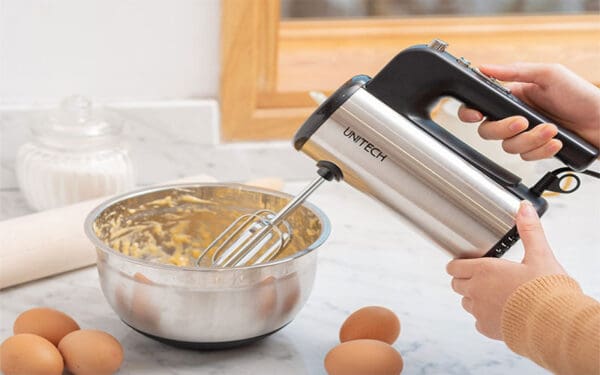 Máy đánh trứng cầm tay Unitech HU - 3110