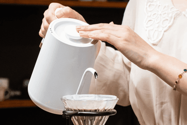 Ấm Điện Pour Over Smart Mini Timemore 600ml - Trắng