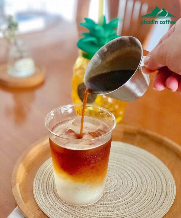 Cốc đong kim loại dùng cho máy pha cà phê Espresso – chất liệu thép không gỉ 304, có vạch chia, dung tích 100ml