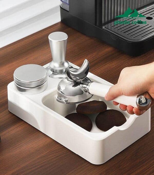Đế đa năng cho dụng cụ pha cà phê tại nhà – tích hợp chỗ đặt tamper, WDT tool, gõ bã và lưu trữ gọn gàng các phụ kiện máy pha cà phê