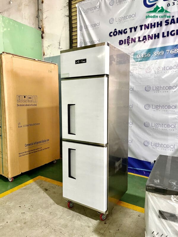 Tủ đông 2 cánh inox quạt lạnh Lightcool LC-328F