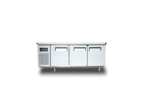 Bàn đông 3 cánh inox Fushimavina 1,8 m, lạnh trực tiếp