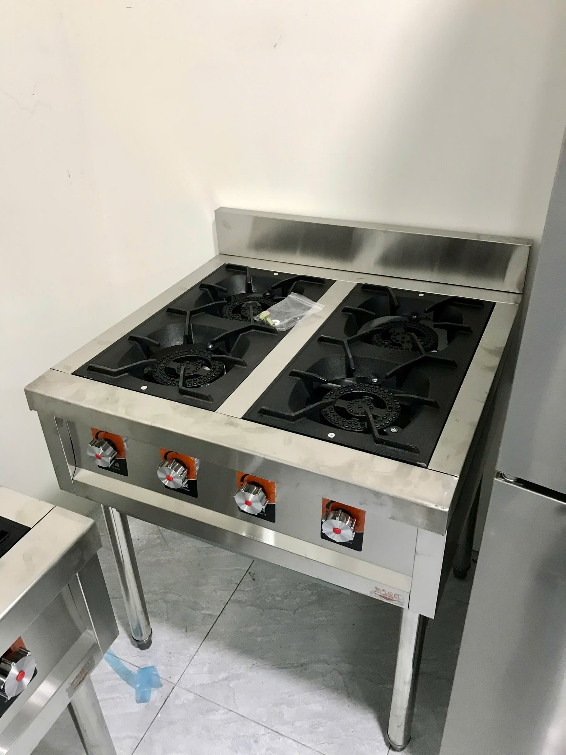 Bếp âu LIGHTCOOL 740 × 700 × 800+100mm